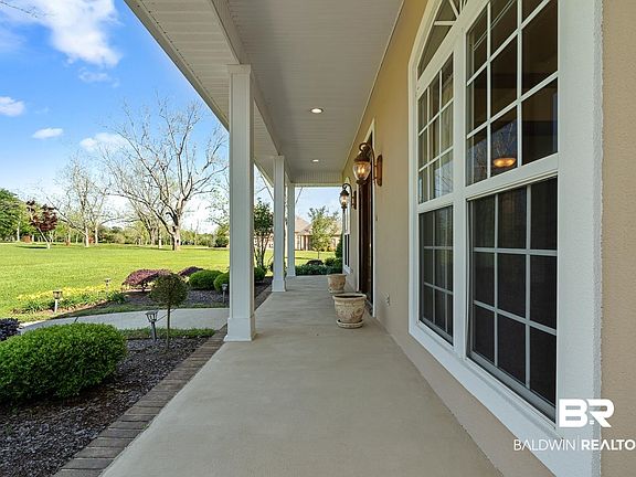 5th image of 13074 Saddlebrook Cir