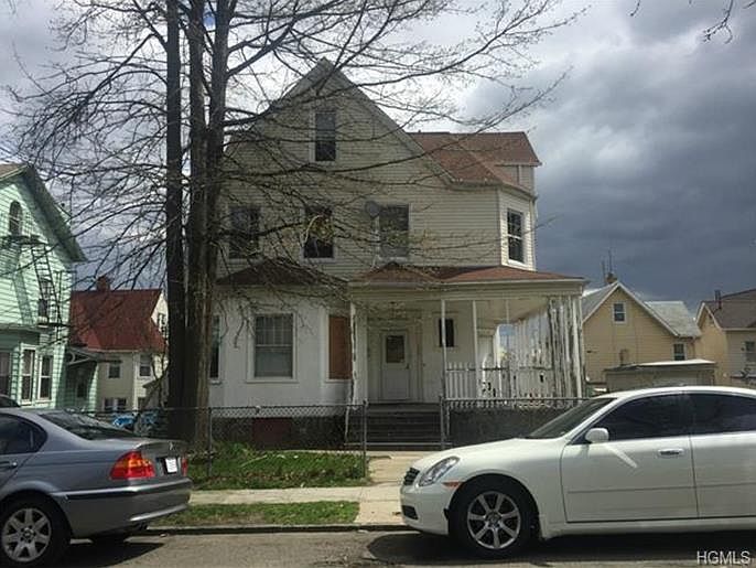 1st image of 127 S 1st Ave