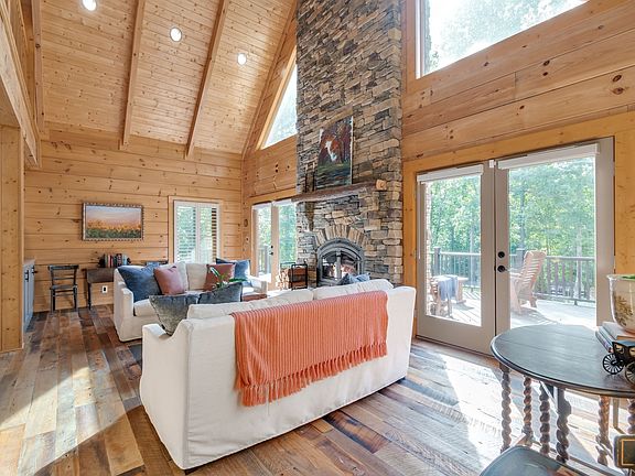 24th image of 6011 Garrison Springs Rd