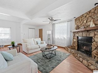 5216 S 36th St, Omaha, NE 68107