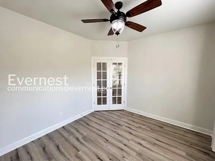 732 Prescott Ln — Photo 21