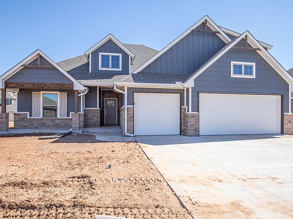 2nd image of 628 Red River Dr