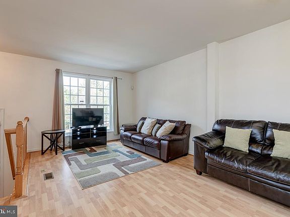 3rd image of 7629 Audubon Meadow Way