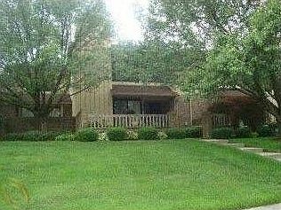 1st image of 1690 S Hill Blvd