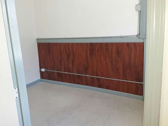 4th image of 1023 Maunakea St