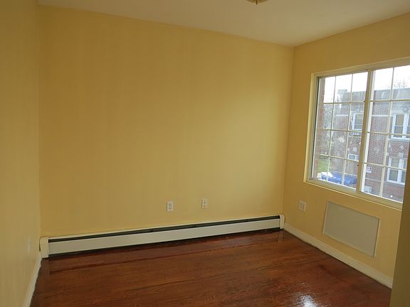 4th image of 7877 81st St #3FL