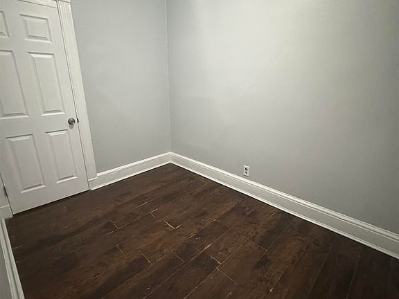 4th image of 306 67th St APT 2