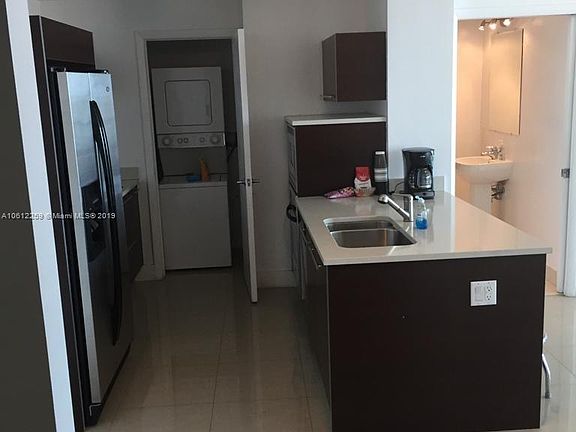 5th image of 1900 N Bayshore Dr Floor 16