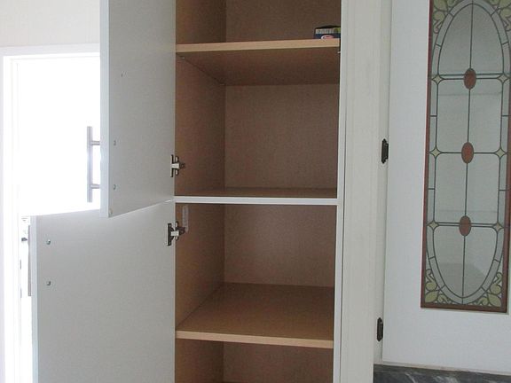 4th image of 466 Egret Cir