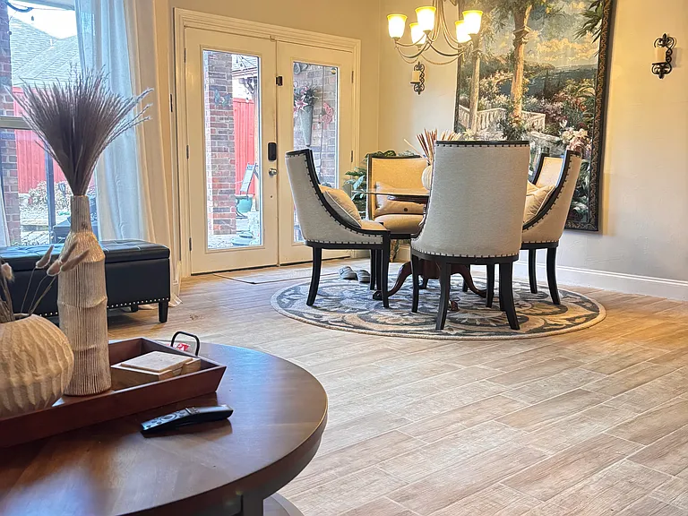 Dining nook