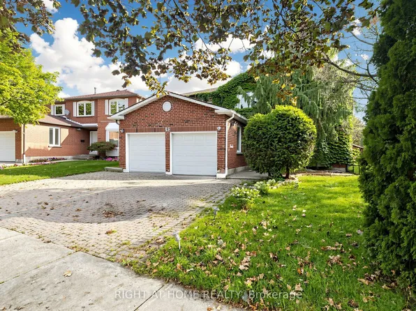 43 Topham Cres, Richmond Hill, ON L4C 9H1