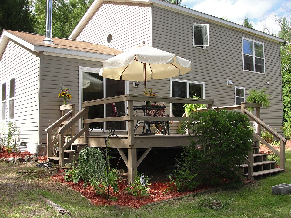 1st image of 101 Roaring Brook Ln