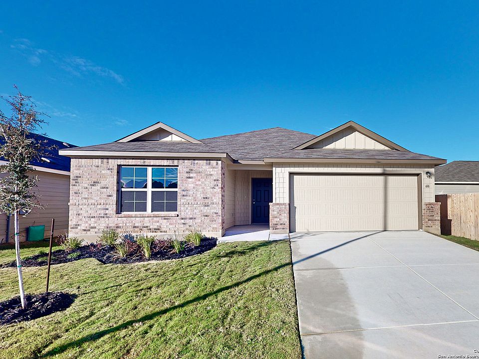 1st image of 616 Oleander Creek
