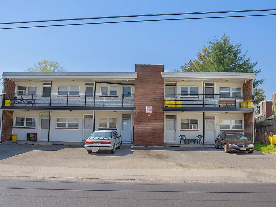 2020 Woodlynne Ave