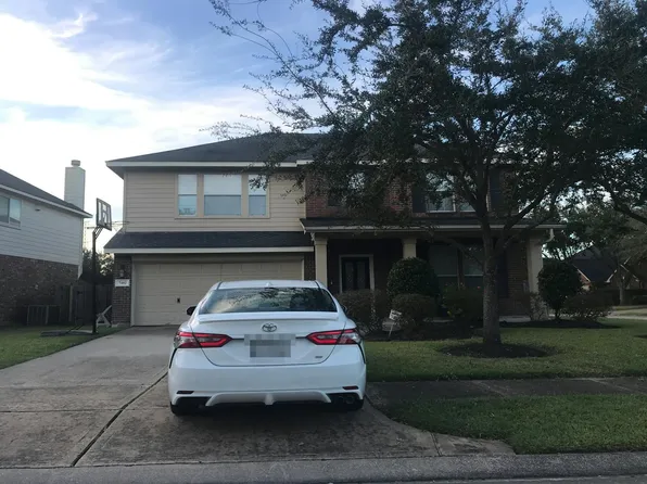 7402 Saxon Hill Ln, Richmond, TX 77407