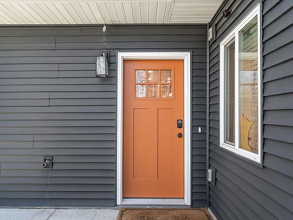 5th image of 1505 White Cloud Dr S