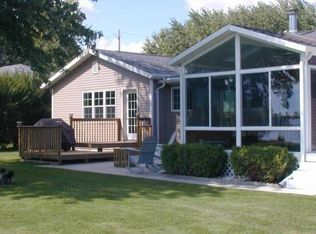 N8435 Sunset Blvd, Beaver Dam, WI 53916