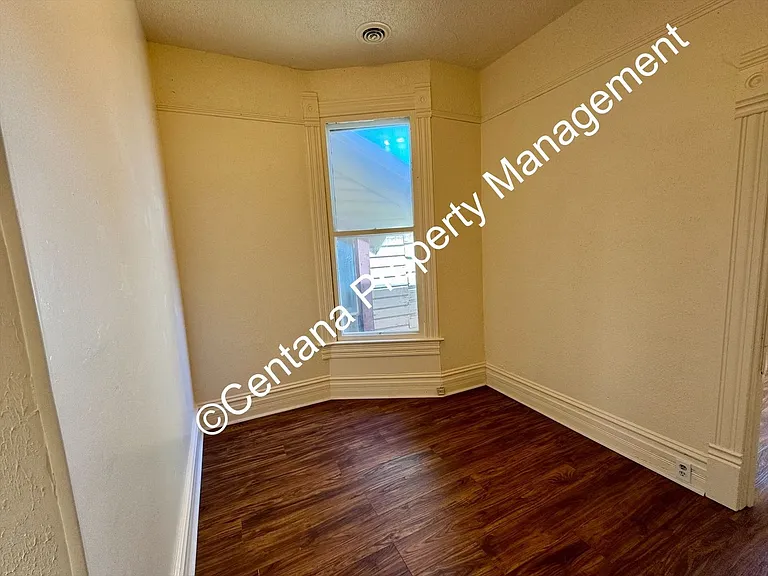 730-732 W Granite St — Photo 32