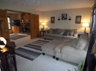 3246 Horseshoe Bnd, Rockford, IL 61109