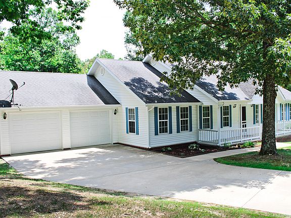 3rd image of 4276 Turnbury Dr