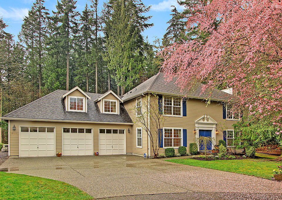 1st image of 17911 218th Ave NE