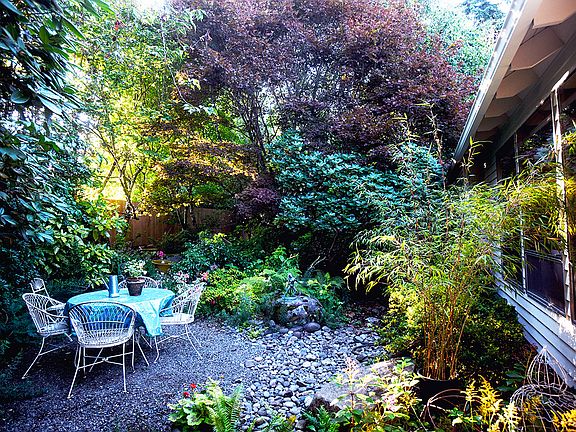 3rd image of 22432 NE 10th St