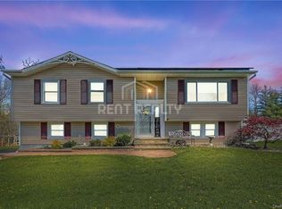 96 Barnes Rd, Washingtonville, NY 10992