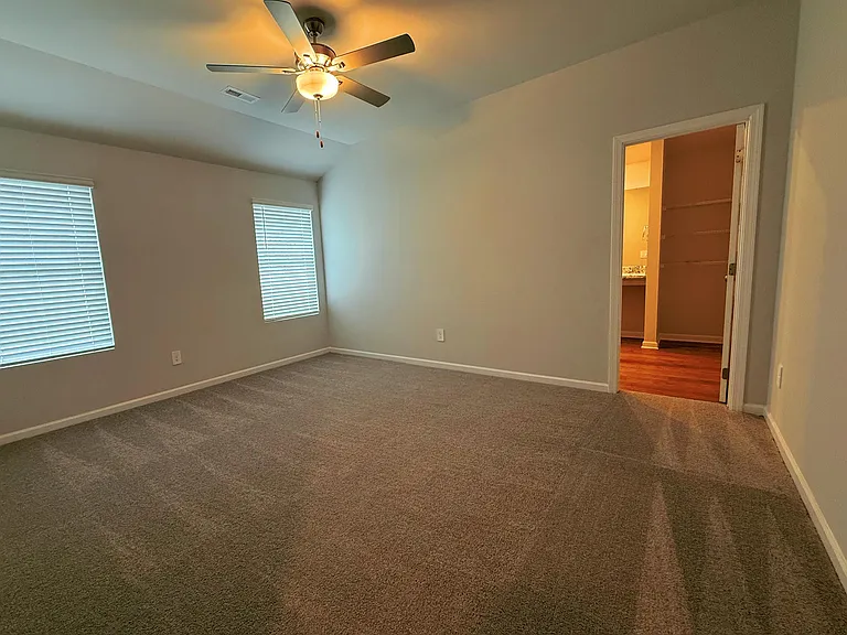 205 Six Pence Ct — Photo 8