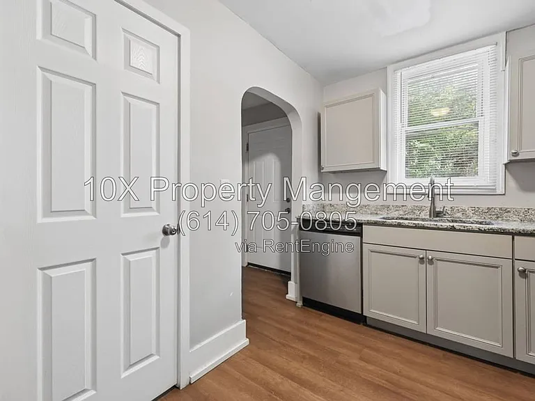 1088 Siebert St #1090 — Photo 18