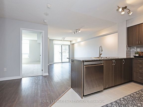 4th image of 816 Lansdowne Ave #511