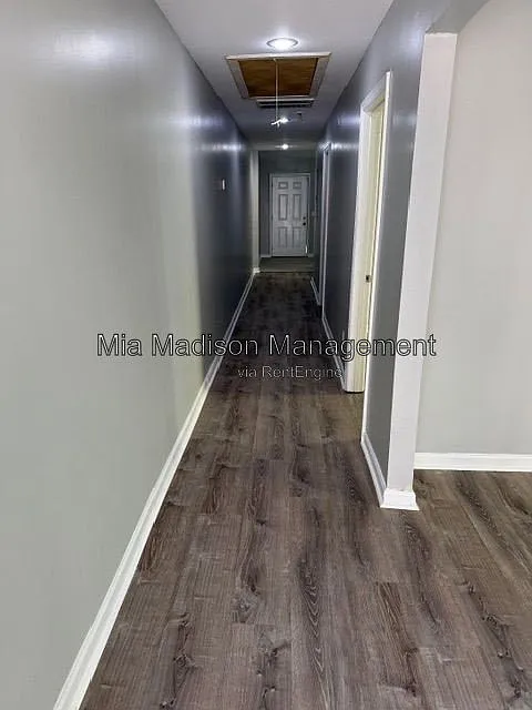2 bed, 1.0 bath, 756 sqft, $1,700 — Photo 2