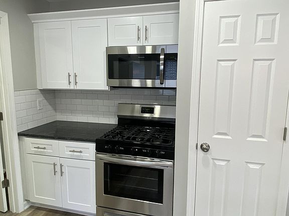 5th image of 604 E Woodruff Ave