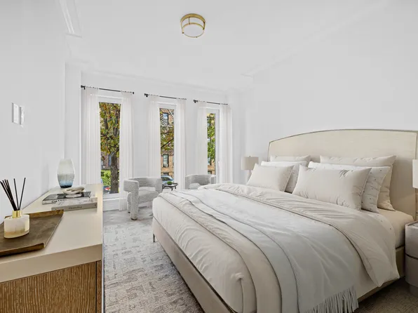 78-29 Austin Street image 9 of 31