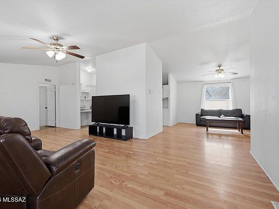 4th image of 16701 W Whitewing Way