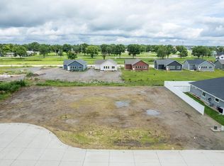 742-744 Augustine Pl, Columbus, NE 68601