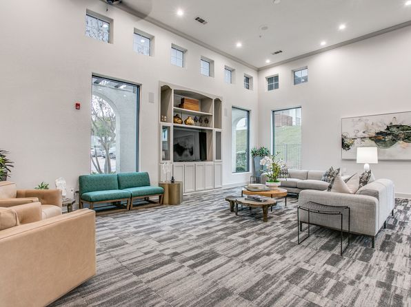 25675 Overlook Pkwy APT 2401