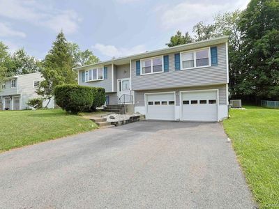 43 Hankin Loop, Poughkeepsie, NY, 12601
