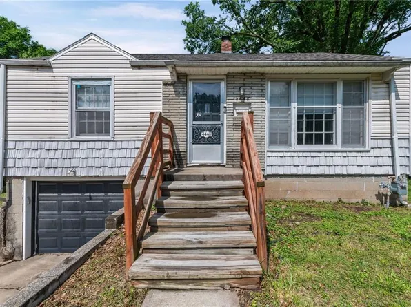 4448 Booth St, Kansas City, KS 66103