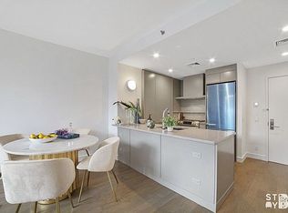 194 21st St #2D, Brooklyn, NY 11232