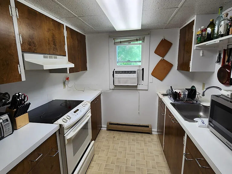 71 E Main St #A — Photo 6