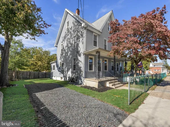 105 E Washington St, Riverside, NJ 08075