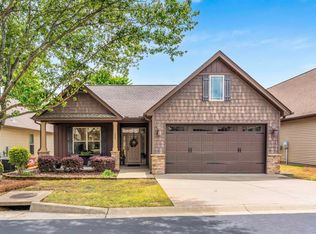 220 Catskill Dr, Taylors, SC 29687