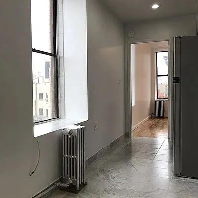 Rented by SERHANT. | media 8