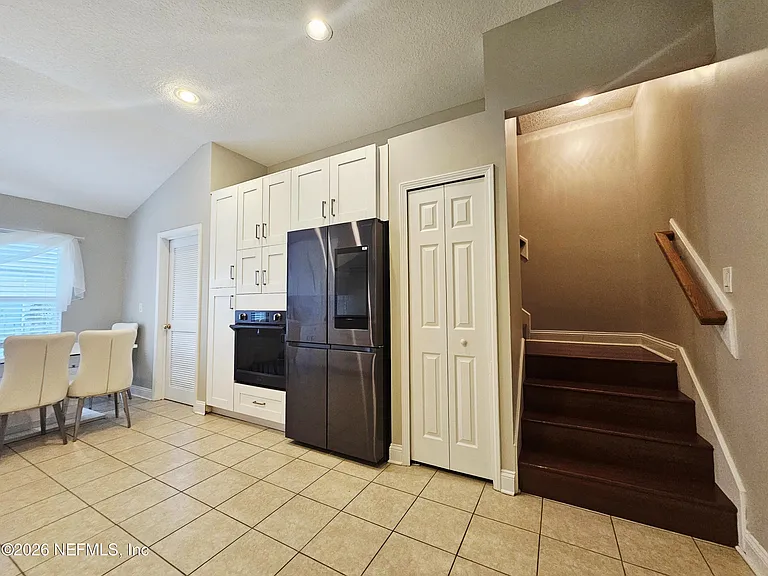 5891 Green Pond Dr — Photo 8