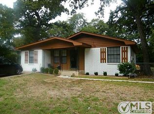 317 Hillcrest Dr, Kemp, TX 75143