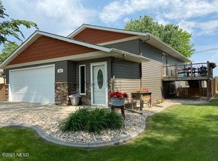1025 1st Ave NE, Watertown, SD 57201