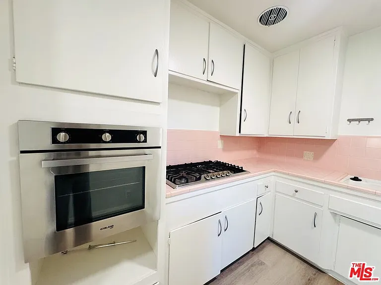 757 Ocean Ave #308 — Photo 14