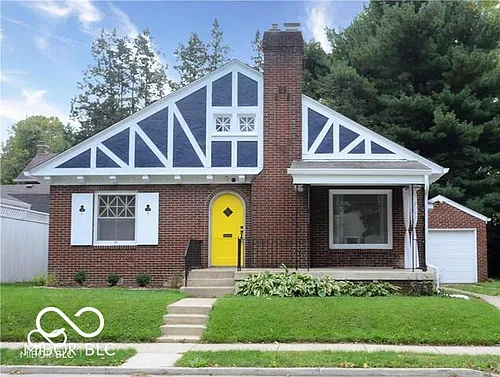 627 E 54th St Photo 1 627 E 54th St Photo 1