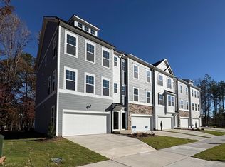 6046 Dunzo Dr, Raleigh, NC 27617