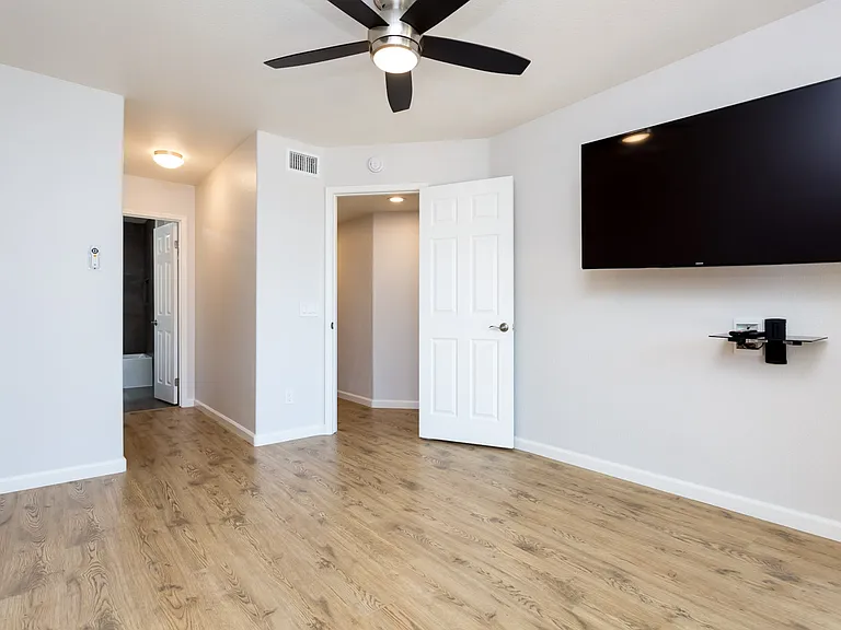 2725 Blackbush Ln — Photo 19